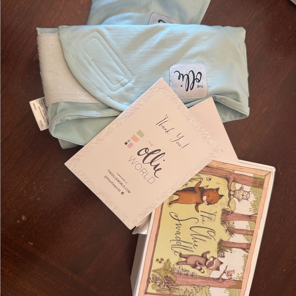 TWO Ollie World Baby Swaddle in Light Blue